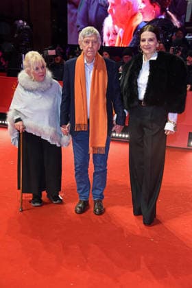 Anna Calder-Marshall, Tom Courtenay, Juliette Binoche bei der Premiere QUEEN AT SEA im Rahmen 76. BERLINALE (International Berlin Film Festival) im Berlinale Palast am Potsdamer Platz in Berlin am 17.02.2026