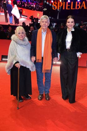 Anna Calder-Marshall, Tom Courtenay, Juliette Binoche bei der Premiere QUEEN AT SEA im Rahmen 76. BERLINALE (International Berlin Film Festival) im Berlinale Palast am Potsdamer Platz in Berlin am 17.02.2026