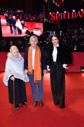 Anna Calder-Marshall, Tom Courtenay und Juliette Binoche bei der Queen at Sea Film Premiere im Rahmen der 76. Internationale Filmfestspiele Berlinale am 17.02.2026 in Berlin Queen at Sea Filmpremiere mit Juliette Binoche bei der 76. Berlinale in Berlin