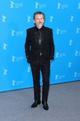 Ethan Hawke, der Schauspieler beim The Weight Photocall im Rahmen der 76. Internationale Filmfestspiele Berlin Berlinale am 17.02.2026 in Berlin Berlinale 2026- The Weight Photocall mit Ethan Hawke