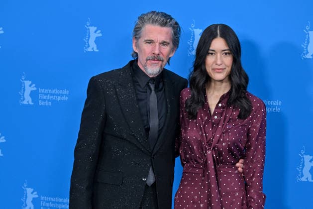 76th Berlin Film Festival Photocall The Weight Ethan Hawke, Julia Jones attending the photocall of the movie The Weight during 76th Berlin International Film Festival in Berlin, Germany on 17 February 2026. Photo by Julien Reynaud APS-Medias ABACAPRESS.COM Berlin  Copyright: xReynaudxJulien APS-Medias ABACAx