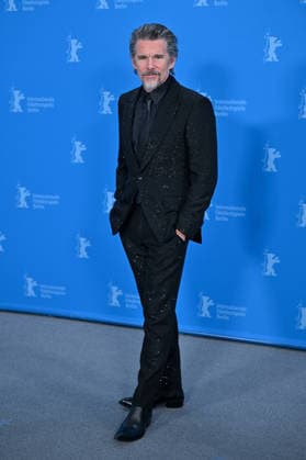 76th Berlin Film Festival Photocall The Weight Ethan Hawke attending the photocall of the movie The Weight during 76th Berlin International Film Festival in Berlin, Germany on 17 February 2026. Photo by Julien Reynaud APS-Medias ABACAPRESS.COM Berlin  Copyright: xReynaudxJulien APS-Medias ABACAx