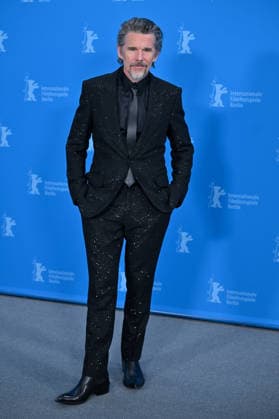 76th Berlin Film Festival Photocall The Weight Ethan Hawke attending the photocall of the movie The Weight during 76th Berlin International Film Festival in Berlin, Germany on 17 February 2026. Photo by Julien Reynaud APS-Medias ABACAPRESS.COM Berlin  Copyright: xReynaudxJulien APS-Medias ABACAx