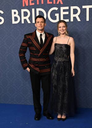 Familiar faces attend The Bridgertons masquerade ball Hannah Dodd, Luke Thompson, stars of the series, during The Bridgertons masquerade ball, February 17, 2026, in Madrid Spain LOS BRIDGERTON NETFLIX FAMOSOSOS masquerade ball José Madrid Madrid Madrid Spain  Copyright: xJosÃ xOlivax 7301538