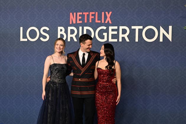Familiar faces attend The Bridgertons masquerade ball Hannah Dodd, Luke Thompson, Yerin Ha, stars of the series, during The Bridgertons masquerade ball, February 17, 2026, in Madrid Spain THE BRIDGERTONS MASK BALL NETFLIX FAMOSOSOS José Madrid Madrid Madrid Spain  Copyright: xJosÃ xOlivax 7301534
