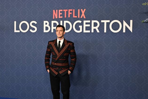 Familiar faces attend the Bridgertons masked ball Luke Thompson, star of the series, during the Bridgertons masked ball, on February 17, 2026, in Madrid Spain MASKED BALL THE BRIDGERTON NETFLIX FAMOSOSOS José Madrid Madrid Madrid Espana  Copyright: xJosÃ xOlivax 7301550