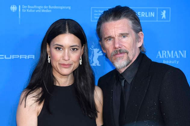 Julia Jones und Ethan Hawke bei der Premiere des Kinofilms The Weight The Weight - Goldrausch auf der Berlinale 2026 76. Internationale Filmfestspiele Berlin im Zoo Palast. Berlin, 17.02.2026
