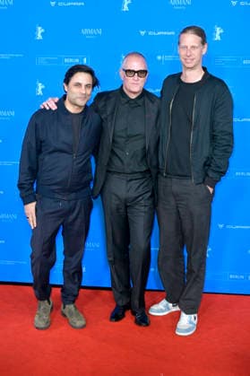 Maximilian Leo, Padraic McKinley und Jonas Katzenstein bei der Premiere des Kinofilms The Weight The Weight - Goldrausch auf der Berlinale 2026 76. Internationale Filmfestspiele Berlin im Zoo Palast. Berlin, 17.02.2026