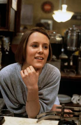 RECORD DATE NOT STATED Heaven Help Us Mary Stuart Masterson EDITORIAL USE ONLY  Copyright: x