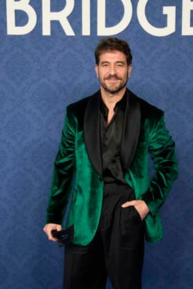 Bridgerton Season 4 Masquerade Ball - Madrid Raul Tejon attends ‘Bridgerton’ Season 4 Masquerade Ball at Real Casino on February 17, 2026 in Madrid, Spain Photo by ABACAPRESS.COM Madrid Madrid Spain  Copyright: xABACAx