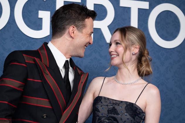 Bridgerton Season 4 Madrid Masquerade Ball in Madrid, Spain - 17 Feb 2026 Luke Thompson and Hannah Dodd attend the Bridgerton Masquerade Ball Photocall at Casino de Madrid. Madrid Spain Copyright: xAtilanoxGarciax xSOPAxImagesx photos05549