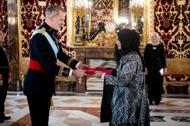 The King receives the Letters of Credence of the new ambassadors King Felipe VI receives the Letter of Credence of the new ambassador of Malaysia, Haznah Binti Md Hashim, at the Royal Palace in Madrid, on February 18, 2026, in Madrid Spain The King receives today the Letters of Credence of the new ambassadors of Haiti, Japan, Malaysia, Greece, Uruguay, Bulgaria and the United States 18 FEBRUARY 2026 A Pé Madrid Madrid Madrid Espana  Copyright: xA.xPÃ rezxMecax 7302384