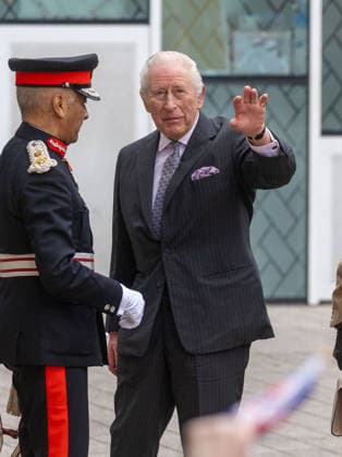 February 18, 2026, London, England, United Kingdom: King CHARLES III and Queen Camilla visit Barking Learning Centre Community and Family Hub. London United Kingdom - ZUMAs262 20260218_zip_s262_006 Copyright: xTayfunxSalcix