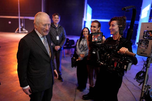 . 18 02 2026. Dagenham, United Kingdom. King Charles III during a visit to Eastbrook Studios in Dagenham, United Kingdom.  xPoolx xi-Imagesx IIM-26580-0011