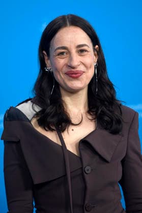 Gina Henkel beim Photocall zum Kinofilm Etwas ganz Besonderes Home Stories auf der Berlinale 2026 76. Internationale Filmfestspiele Berlin im Hotel Grand Hyatt. Berlin, 18.02.2026