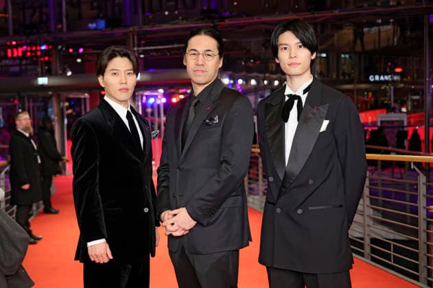 Miyu Irino, Yoshitoshi Shinomiya und Riku Hagiwara bei der Premiere des Animationsfilms A New Dawn Hana rokushÃ ga akeru hi ni auf der Berlinale 2026 76. Internationale Filmfestspiele Berlin im Berlinale Palast. Berlin, 18.02.2026