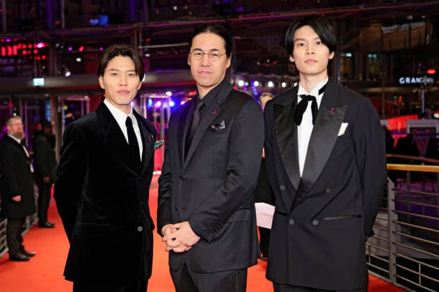 Miyu Irino, Yoshitoshi Shinomiya und Riku Hagiwara bei der Premiere des Animationsfilms A New Dawn Hana rokushÃ ga akeru hi ni auf der Berlinale 2026 76. Internationale Filmfestspiele Berlin im Berlinale Palast. Berlin, 18.02.2026