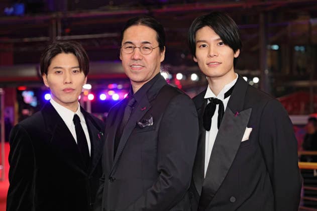 Miyu Irino, Yoshitoshi Shinomiya und Riku Hagiwara bei der Premiere des Animationsfilms A New Dawn Hana rokushÃ ga akeru hi ni auf der Berlinale 2026 76. Internationale Filmfestspiele Berlin im Berlinale Palast. Berlin, 18.02.2026