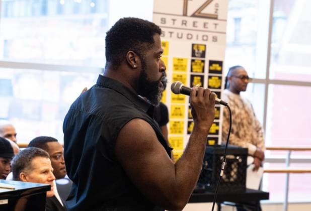 February 18, 2026, Bronx, New York, USA: Dudney Joseph Jr. performs during press preview for upcoming Broadway musical Cats: The Jellicle Ball at New 42nd Street Studios in New York, NY on February 18, 2026. Bronx USA  - ZUMAr339 20260218_znp_r339_077 Copyright: xLevxRadinx