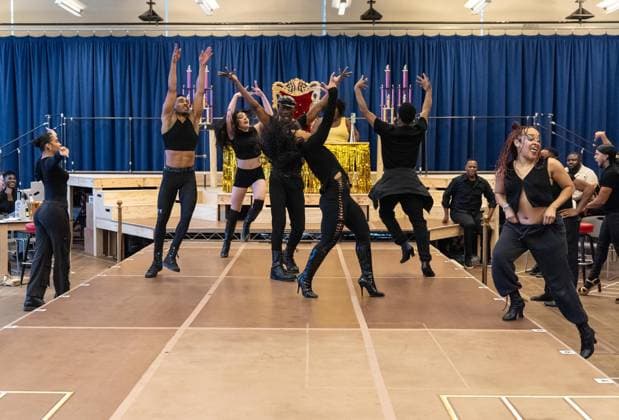 February 18, 2026, Bronx, New York, USA: Cast performs during press preview for upcoming Broadway musical Cats: The Jellicle Ball at New 42nd Street Studios in New York, NY on February 18, 2026. Bronx USA  - ZUMAr339 20260218_znp_r339_087 Copyright: xLevxRadinx