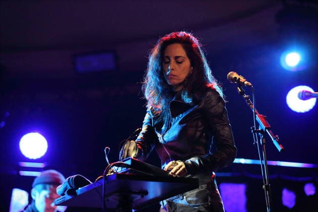 Yasmine Hamdan bei einem Konzert im Metropol in Berlin, 18. Februar 2026. Yasmine Hamdan Konzert Berlin