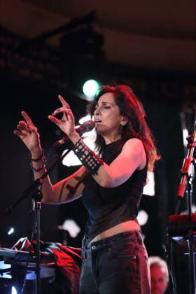 Yasmine Hamdan bei einem Konzert im Metropol in Berlin, 18. Februar 2026. Yasmine Hamdan Konzert Berlin