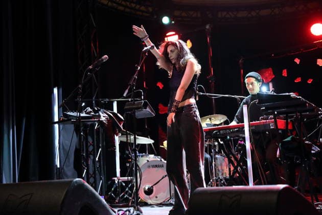 Yasmine Hamdan bei einem Konzert im Metropol in Berlin, 18. Februar 2026. Yasmine Hamdan Konzert Berlin