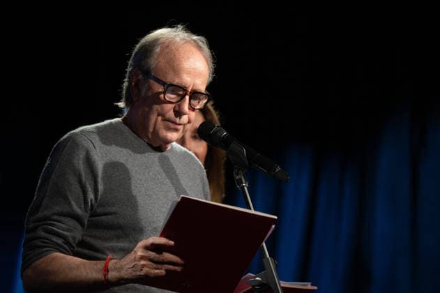 Tribute to Joan Margarit in Madrid, Spain - 18 Feb 2026 Joan Manuel Serrat performs during the tribute to Joan Margarit at the Cervantes Institute. Madrid Spain Copyright: xAtilanoxGarciax xSOPAxImagesx photos05742