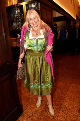 Marion Kueffer Muenchen 18.02.2026 Zum Franziskaner Aschermittwoch Fischessen Foto Muenchen