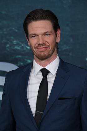LOS ANGELES, CALIFORNIA FEBRUARY 18 Jon Beavers the premiere of Hulus Paradise Season 2 at Paramount Theatre on February 18, 2026 in Los Angeles, California Credit Michael Mattes AdMedia 453232 2026 02 19  Copyright: xAdMediax STAR_453232_055