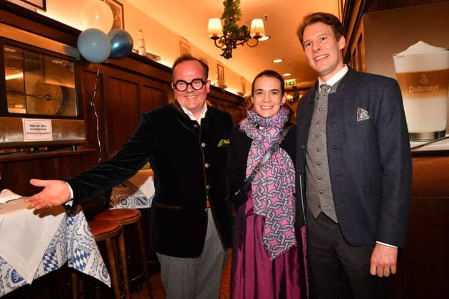 Clemens Baumgärtner mit Ehefrau Stefanie und Matthias Reinhold Aschermittwoch Fischessen Zur Franziskaner München ( 18. Februar 2026