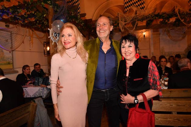 Birgit Muth, Manfred Hielscher und Uschi Ackermann Aschermittwoch Fischessen Zur Franziskaner München ( 18. Februar 2026