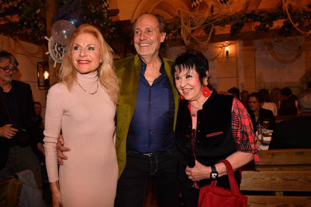 Birgit Muth, Manfred Hielscher und Uschi Ackermann Aschermittwoch Fischessen Zur Franziskaner München ( 18. Februar 2026