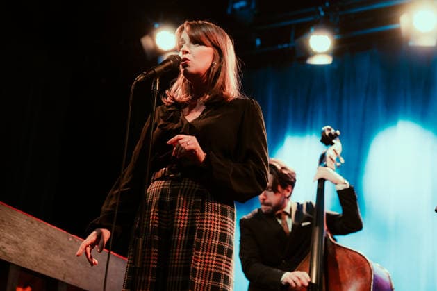 Amanda Ginsburg live in Copenhagen, Denmark Copenhagen, Denmark. 18th, February 2026. The Swedish singer Amanda Ginsburg performs a live concert at Hotel Cecil as part of Vinterjazz 2026 in Copenhagen. Denmark, Copenhagen  Copyright: xGonzalesxPhoto MathiasxKristensenx