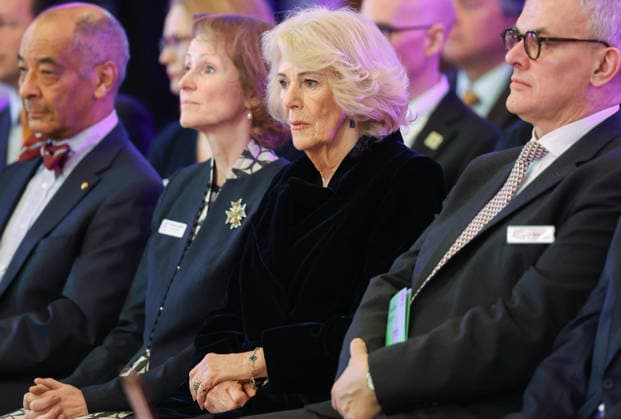 19 02 2026. London, United Kingdom. Her Majesty The Queen, as Patron, during a visit to Sinfonia Smith Square Hall. Her Majesty watched young scholars from the Tri-Borough Music Hub rehearse and perform with the Sinfonia Smith Square Orchestra. In the Crypt, the Queen was shown drawings of the proposed restoration works to create a 21st century performance facility which will allow pioneering education programmes to reach over 10,000 people annually as part of The HallÕs ÔDoors Open Capital ProjectÕ.  Copyright: xAndrewxParsonsx xParsonsxMediax PAR-9188-0014