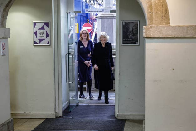 19 02 2026. London, United Kingdom. Her Majesty The Queen, as Patron, during a visit to Sinfonia Smith Square Hall. Her Majesty watched young scholars from the Tri-Borough Music Hub rehearse and perform with the Sinfonia Smith Square Orchestra. In the Crypt, the Queen was shown drawings of the proposed restoration works to create a 21st century performance facility which will allow pioneering education programmes to reach over 10,000 people annually as part of The HallÕs ÔDoors Open Capital ProjectÕ.  Copyright: xAndrewxParsonsx xParsonsxMediax PAR-9188-0031