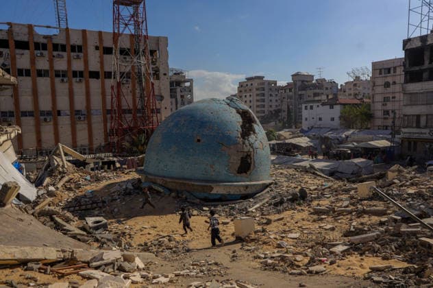 Daily life in Gaza amid destruction GAZA STRIP - FEBRUARY 19: Palestinians continue their daily lives under harsh conditions amid the rubble left by Israeli attacks on February 19, 2026 in Gaza Strip. Families deprived of basic necessities struggle to survive in makeshift tents set up near their destroyed homes and inside heavily damaged buildings. Abdalhkem Abu Riash Anadolu Gaza Strip Gaza Strip. Editorial use only. Please get in touch for any other usage.  Copyright: x2026xAnadoluxAbdalhkemxAbuxRiashx