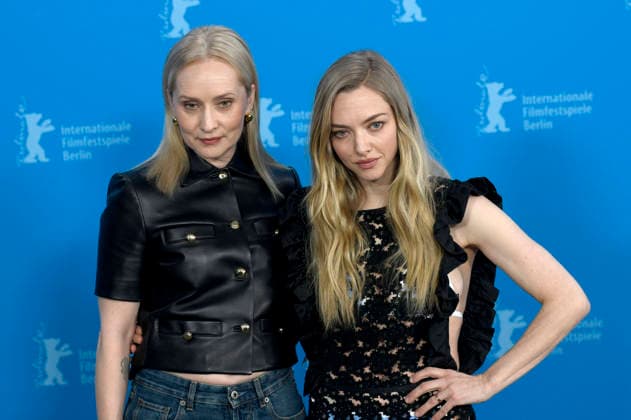 Mona Fastvold und Amanda Seyfried beim Photocall zum Kinofilm The Testament of Ann Lee auf der Berlinale 2026 76. Internationale Filmfestspiele Berlin im Hotel Grand Hyatt. Berlin, 19.02.2026