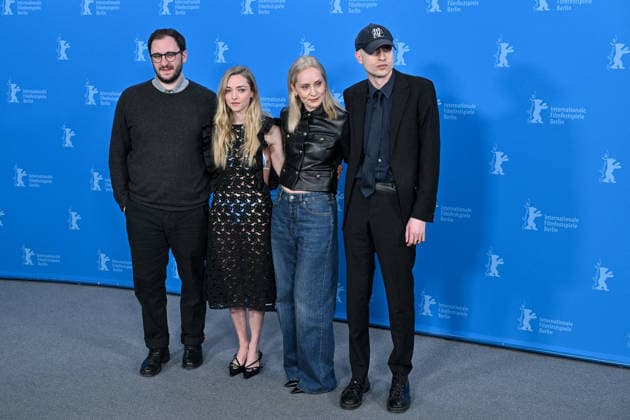 76th Berlin Film Festival Photocall The Testament Of Ann Lee Andrew Morrison, Amanda Seyfried, Mona Fastvold, Daniel Blumberg attending the photocall of the movie The Testament Of Ann Lee during 76th Berlin International Film Festival in Berlin, Germany on 19 February 2026. Photo by Julien Reynaud APS-Medias ABACAPRESS.COM Berlin  Copyright: xReynaudxJulien APS-Medias ABACAx