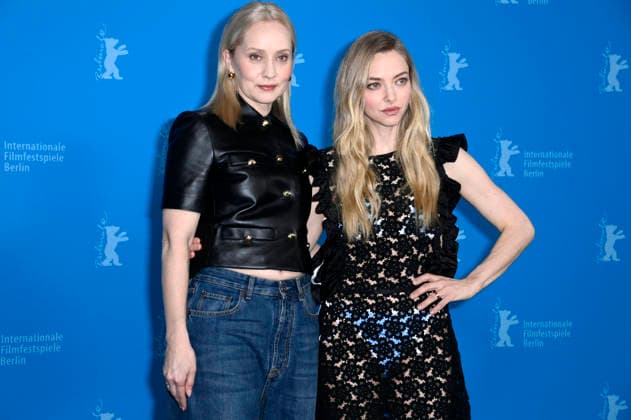 Mona Fastvold und Amanda Seyfried beim Photocall zum Kinofilm The Testament of Ann Lee auf der Berlinale 2026 76. Internationale Filmfestspiele Berlin im Hotel Grand Hyatt. Berlin, 19.02.2026
