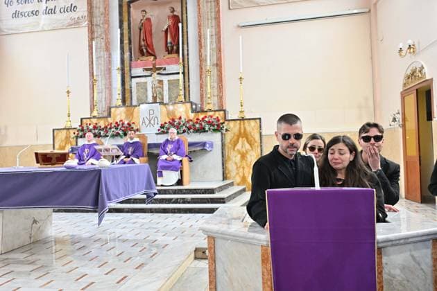 Naples. Funeral of Vincenzo D Agostino, lyricist for Gigi D Alessio, Sal Da Vinci, and many other artists. Pictured: Gianni Fiorellino.  Copyright: xFelicexDexMartinox xipa-agency.netx xFelicexDexMartinox IPA_Agency_IPA71733497