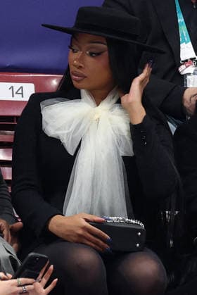 Winter Olympics - Megan Thee Stallion And Boyfriend At Milano Ice Skating Arena Megan Thee Stallion attends the Women s Single Figure Skating Free Skating event on day thirteen of the Milano Cortina 2026 Winter Olympic games at Milano Ice Skating Arena on February 19, 2026 in Milan, Italy. Photo by Alexis Jumeau ABACAPRESS.COM Milan Italy  Copyright: xJumeauxAlexis ABACAx