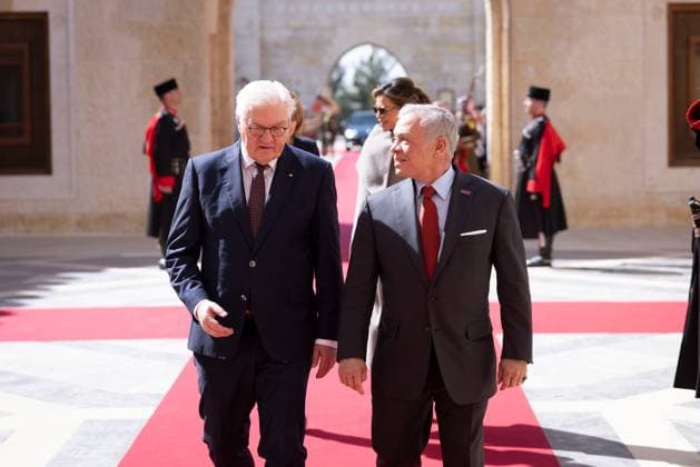King Abdullah II of Jordan discusses with German President Frank-Walter Steinmeier at Al-Husseiniya Palace ways to enhance bilateral cooperation and developments in the region King Abdullah II of Jordan discusses with German President Frank-Walter Steinmeier at Al-Husseiniya Palace ways to enhance bilateral cooperation and developments in the region, in the presence of Queen Rania Al Abdullah, Elke Büdenbender, and King Hussein bin Abdullah II. Amman, Jordan, February 19, 2026. Photo by Royal Hashemite Court apaimages Amman Amman Jordan 190226_Jordan_JPO_00(5) Copyright: xapaimagesxRoyalxHashemitexCourtxx xapaimagesx