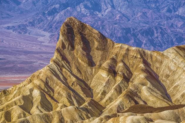 Zabriskie Point im Death Valley Nationalpark Zabriskie point in death valley national park Copyright: imageBROKER AlexxGrichenko ibliqx16673990.jpg