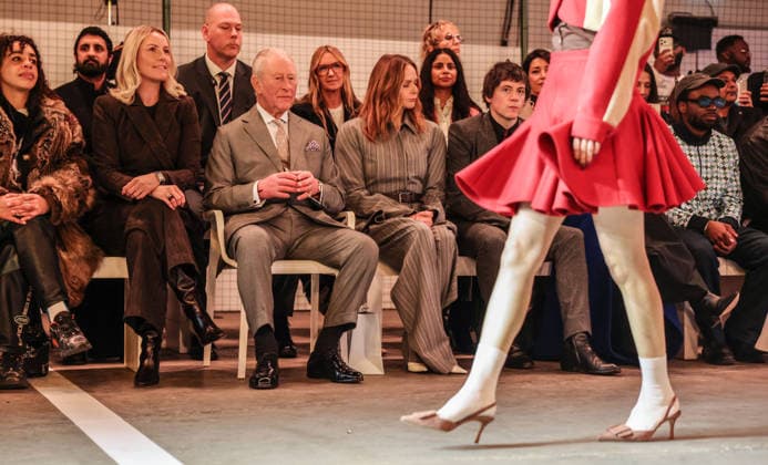 . 19 02 2026. London, United Kingdom. King Charles III with British Fashion Council CEO Laura Weir (left) and Designer Stella McCartney (right) as they watch the Tolu Coker show, on the opening day of London Fashion Week , on the day his brother Andrew Mountbatten-Windsor was arrested.  xi-Imagesx xPoolx IIM-26581-0049