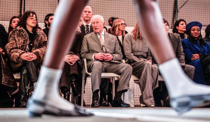 . 19 02 2026. London, United Kingdom. King Charles III with British Fashion Council CEO Laura Weir (left) and Designer Stella McCartney (right) as they watch the Tolu Coker show, on the opening day of London Fashion Week , on the day his brother Andrew Mountbatten-Windsor was arrested.  xi-Imagesx xPoolx IIM-26581-0054