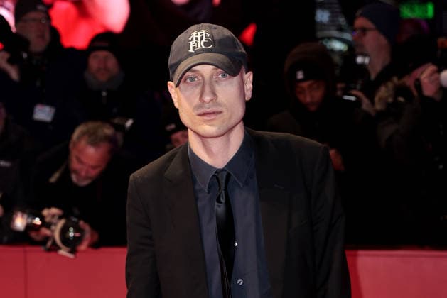 Daniel Blumberg bei der The Testament of Ann Lee Film Premiere im Rahmen der 76. Internationale Filmfestspiele Berlinale am 19.02.2026 in Berlin The Testament of Ann Lee Filmpremiere mit Amanda Seyfried bei der 76. Berlinale in Berlin