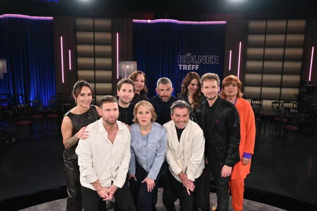 Jessica und Konstantin Streifling, Kevin Kühnert, Natalia Wörner, Susan Link und Micky Beisenherz, Thomas Anders, Amélie van Tass und Thommy Ten und Christine Westermann, l-r, zu Gast in der WDR Talkshow Kölner Treff