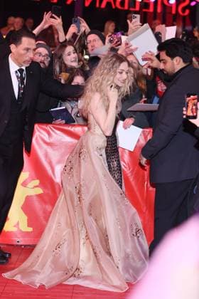 Roter Teppich zur Premiere von The Testament of Ann Lee Amanda Seyfried Roter Teppich zur Premiere von The Testament of Ann Lee, Berlinale Palast, Berlin, Datum: 19.02.2026 Copyright: xEventpress Kratschx