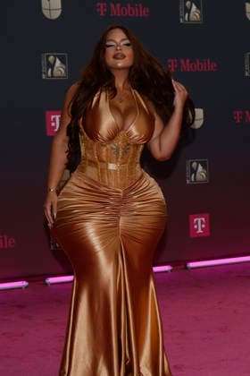 Gracie Bon walks the red carpet at the Univision 2026 38th edition of Premio Lo Nuestro award show at the Kaseya Center in Miami, Florida, on Thursday, February 19, 2026.  MIA202602192121 GARYxIxROTHSTEIN